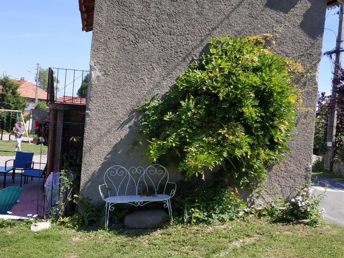 Maison D'Hotes Des Bassins D'Oche Saint-Paul-en-Chablais Bagian luar foto
