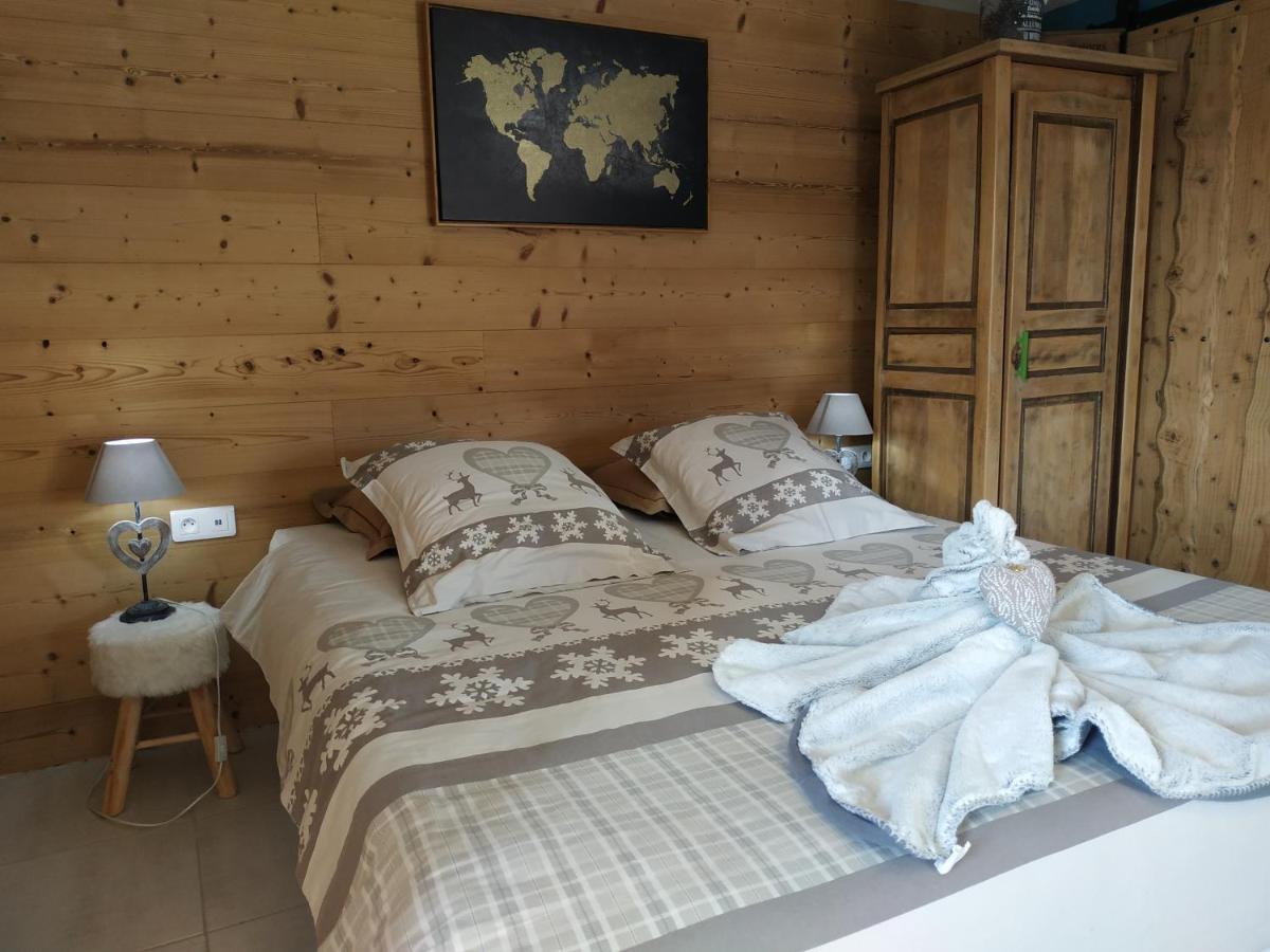 Maison D'Hotes Des Bassins D'Oche Saint-Paul-en-Chablais Bagian luar foto