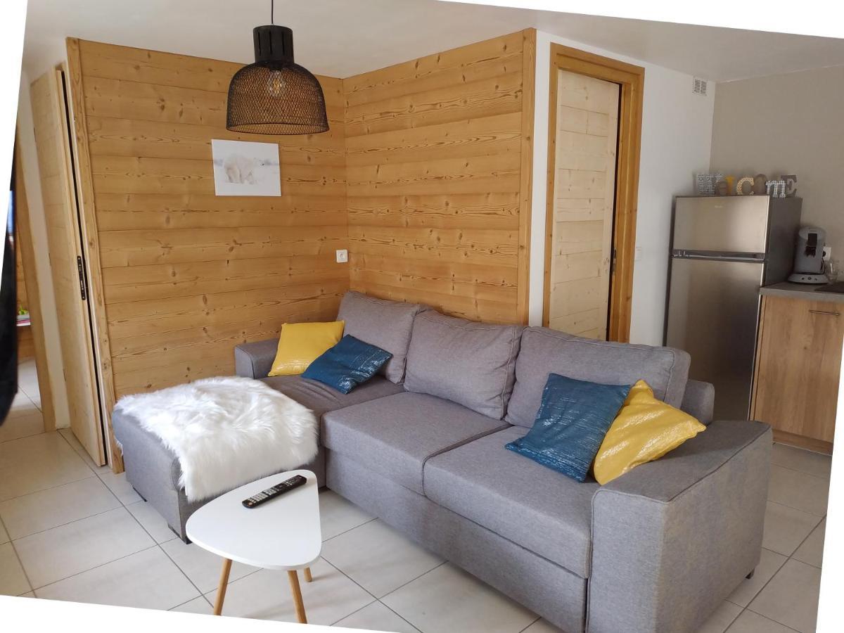 Maison D'Hotes Des Bassins D'Oche Saint-Paul-en-Chablais Bagian luar foto