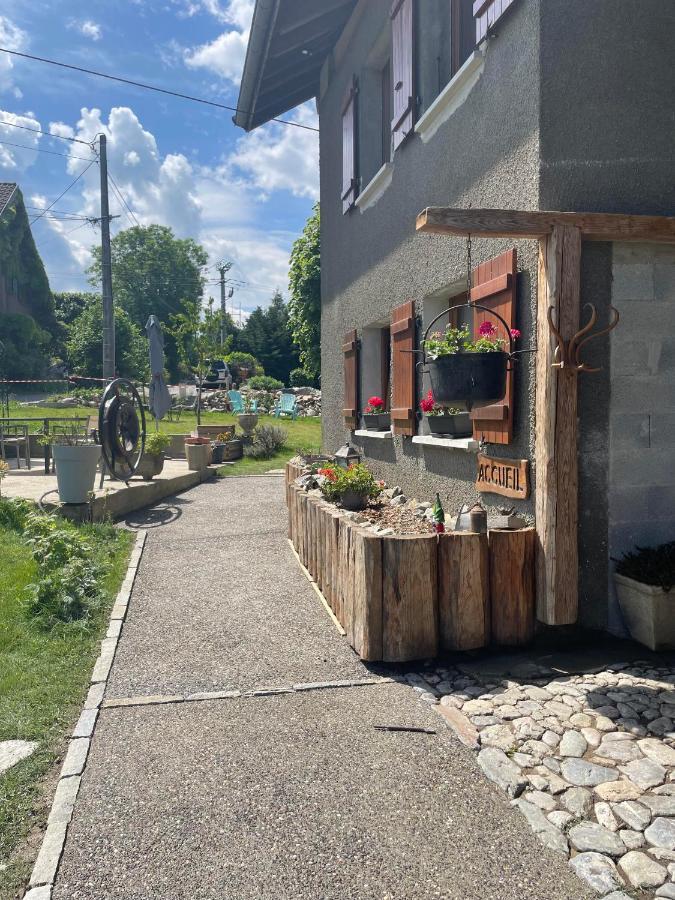 Maison D'Hotes Des Bassins D'Oche Saint-Paul-en-Chablais Bagian luar foto
